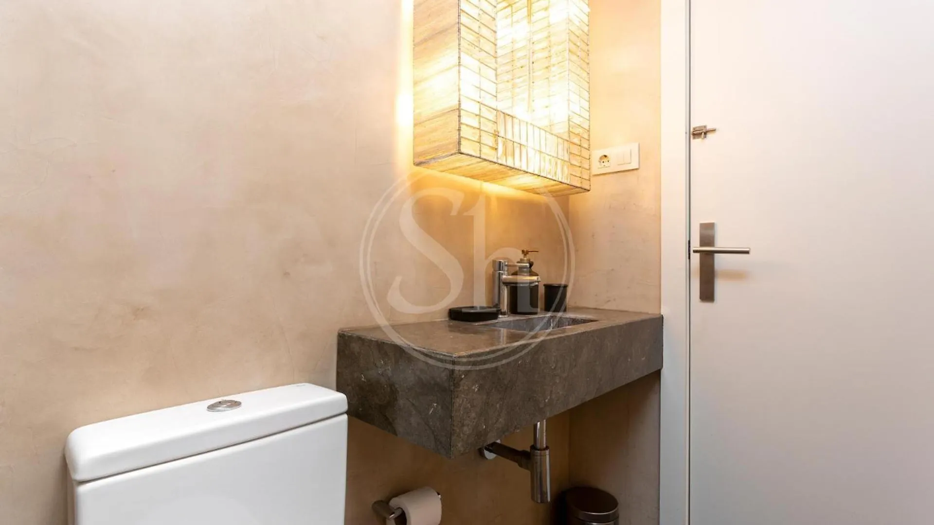 Apartament Near Paseo Gracia Barcelona Appartement